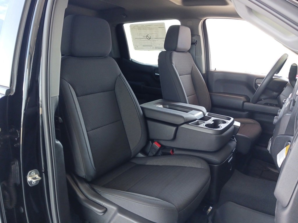 New 2025 Chevrolet Silverado 1500 Custom image 26