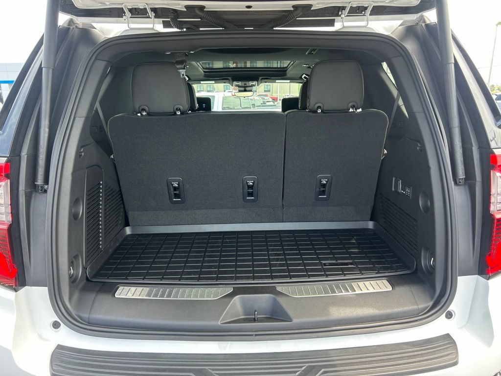 Used 2025 GMC Yukon AT4 w/ AT4 Premium Plus Package AWD/4WD image 49