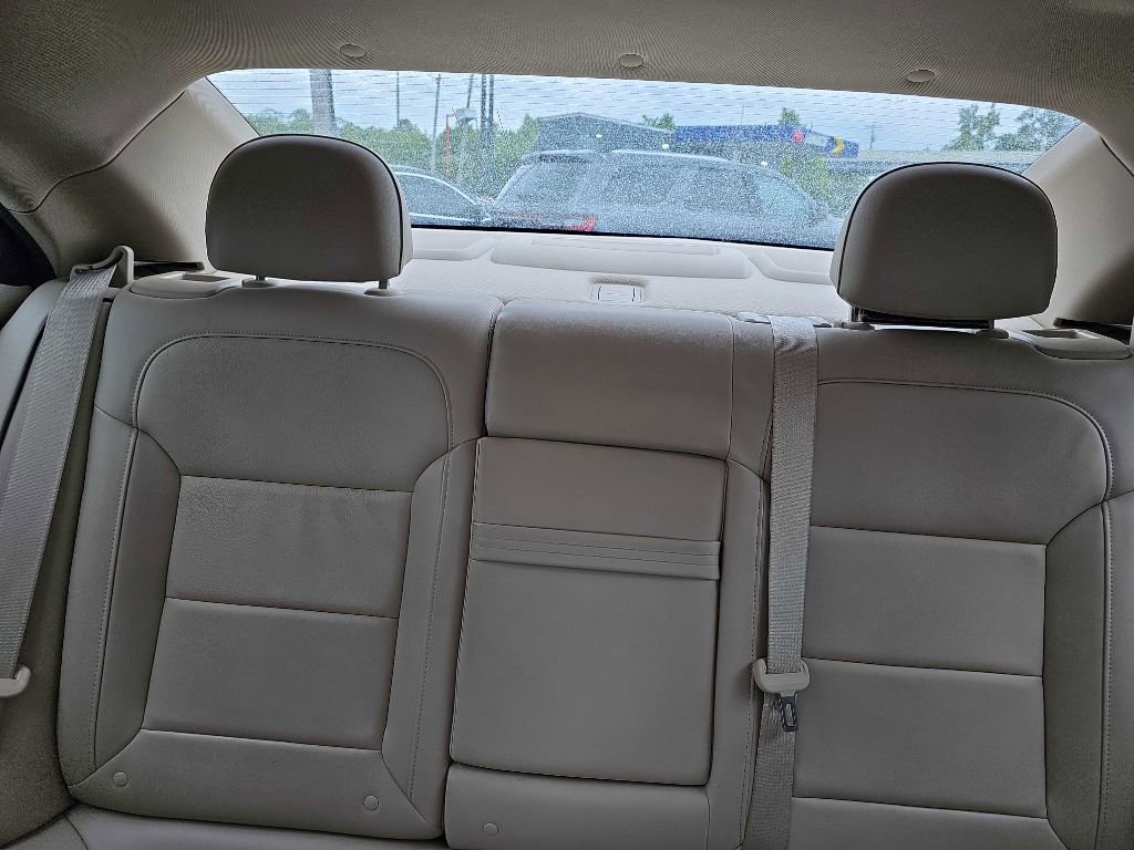 Used 2013 Chevrolet Malibu Eco w/ Leather Package image 22