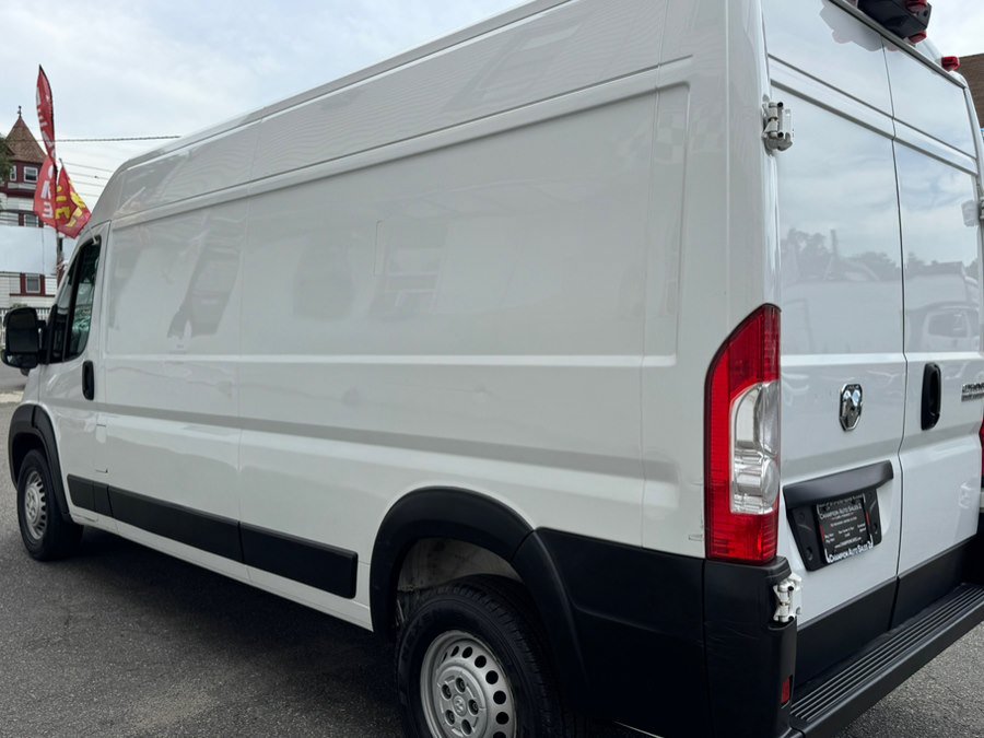 Used 2024 RAM ProMaster 2500 w/ Convenience Group FWD image 30