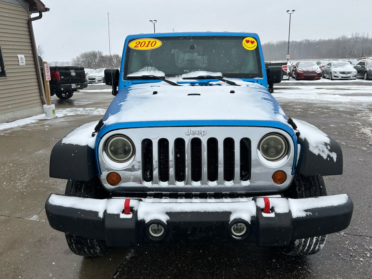Used 2010 Jeep Wrangler Unlimited Sport image 2