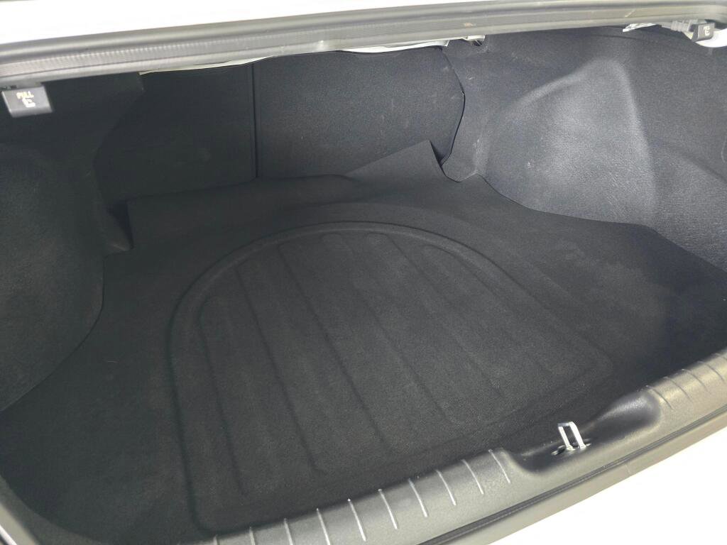 Used 2025 Hyundai Elantra SEL FWD image 15