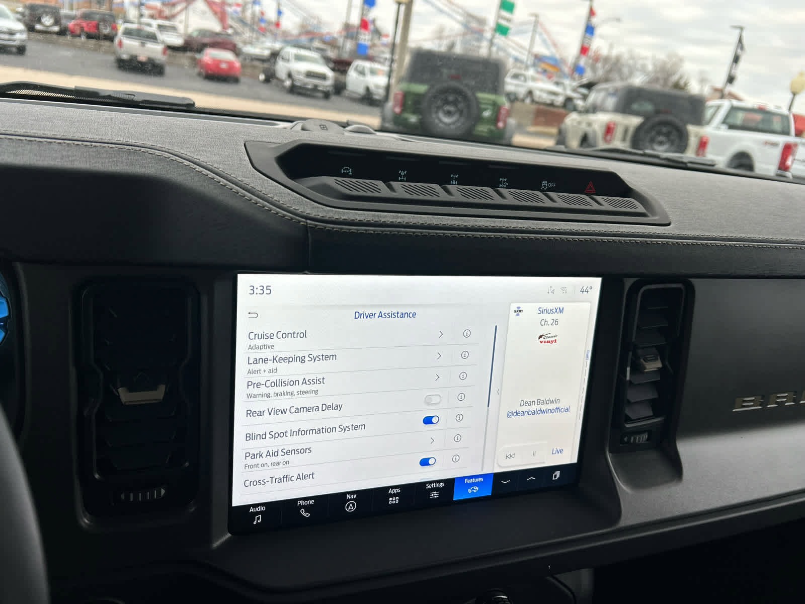 New 2025 Ford Bronco Badlands image 40