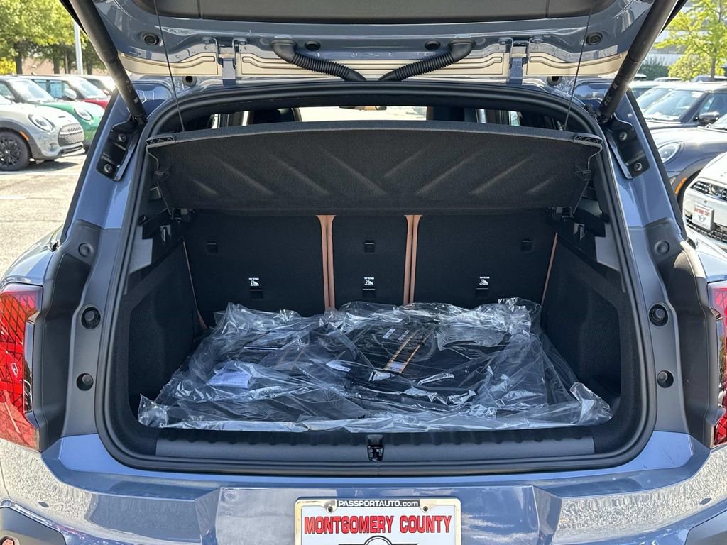 New 2026 MINI Cooper Countryman S w/ Comfort Package Max image 17