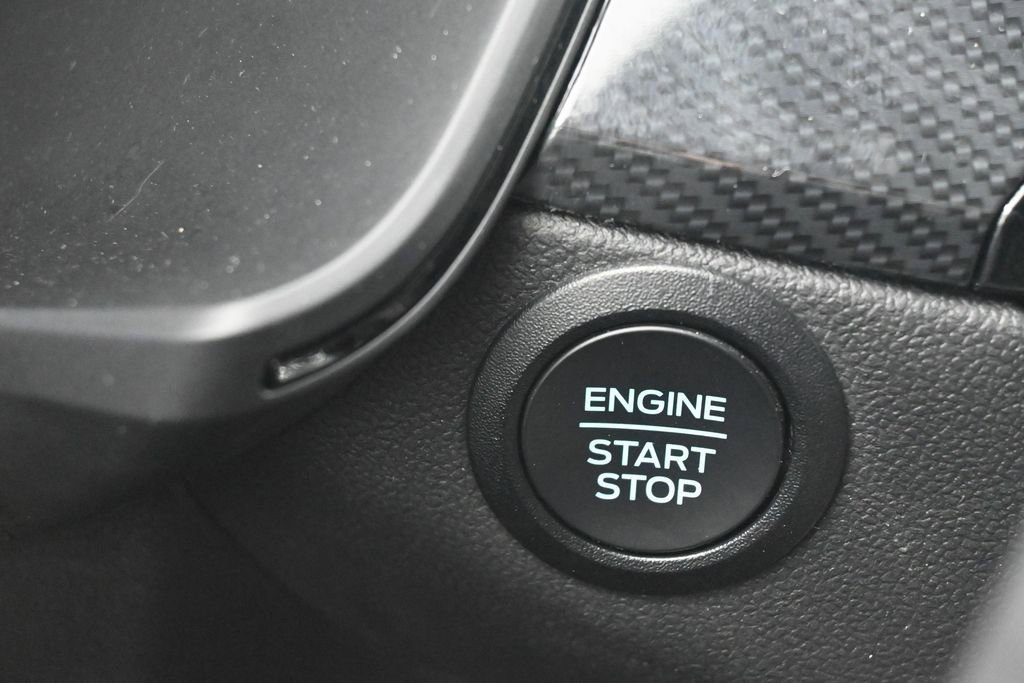 Used 2025 Ford Escape ST-Line AWD/4WD image 14