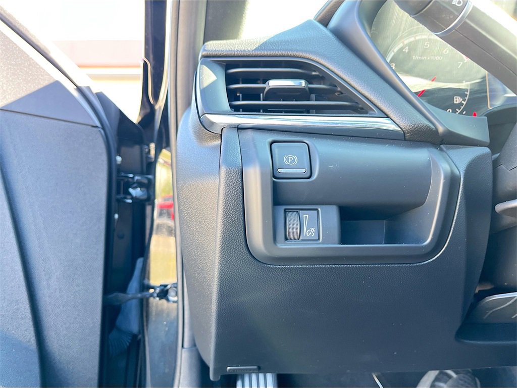 Used 2023 Cadillac CT4 V image 9