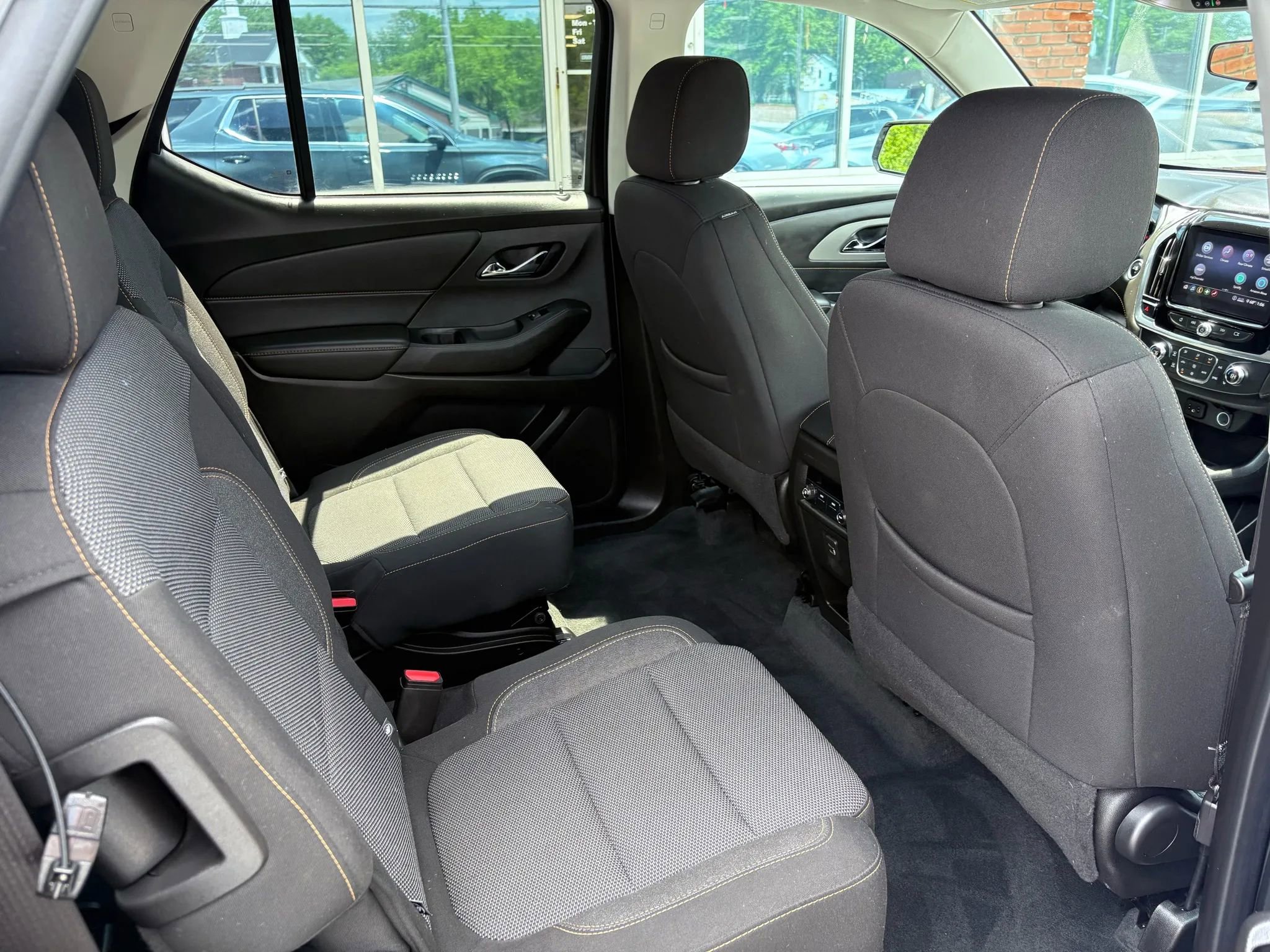 Used 2020 Chevrolet Traverse LT w/ Driver Confidence II Package image 64