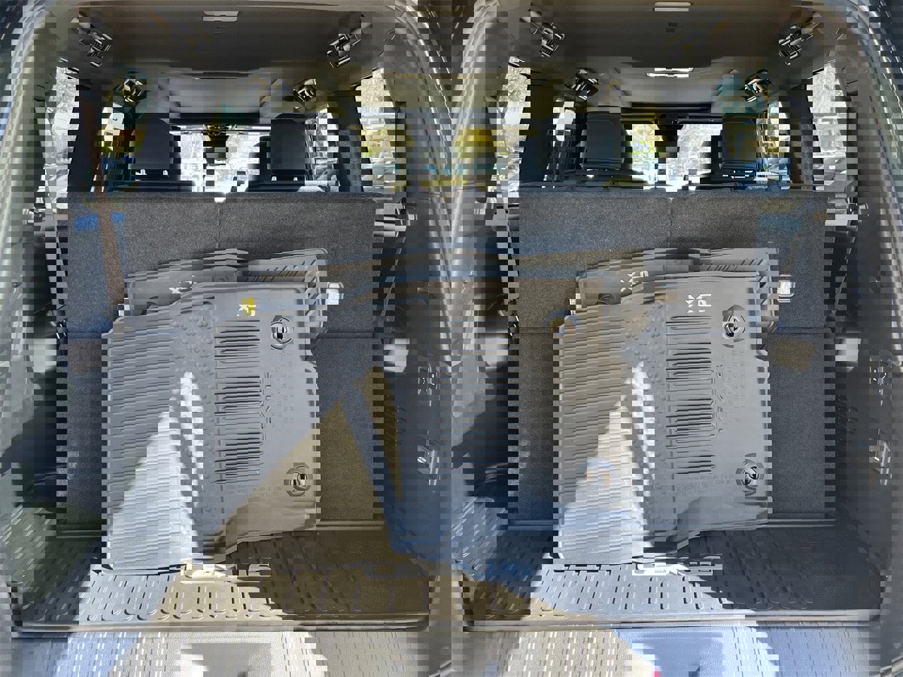 Used 2025 Lexus GX 550 w/ Cold Area Package image 32