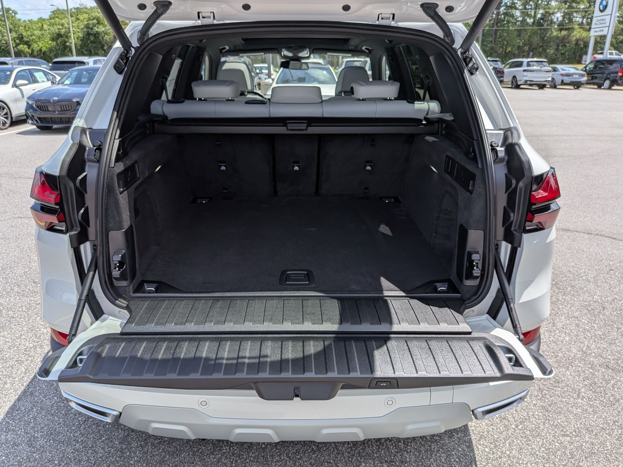 New 2026 BMW X5 xDrive40i w/ Climate Comfort Package AWD/4WD image 33
