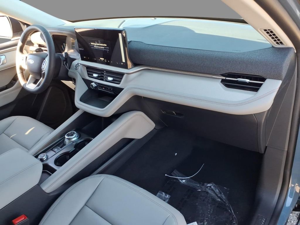 New 2026 Ford Explorer Active AWD/4WD image 11