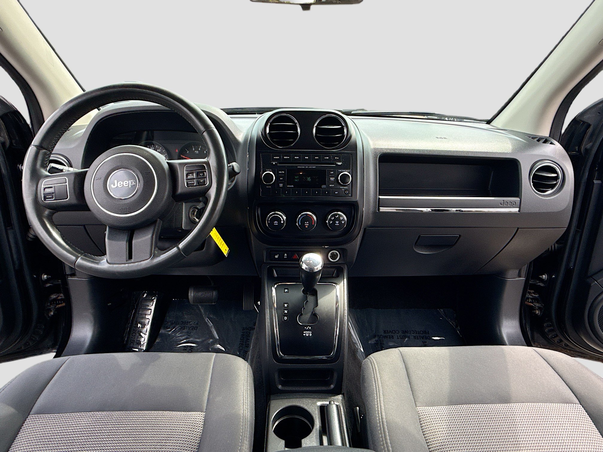 Used 2012 Jeep Compass Latitude FWD image 3