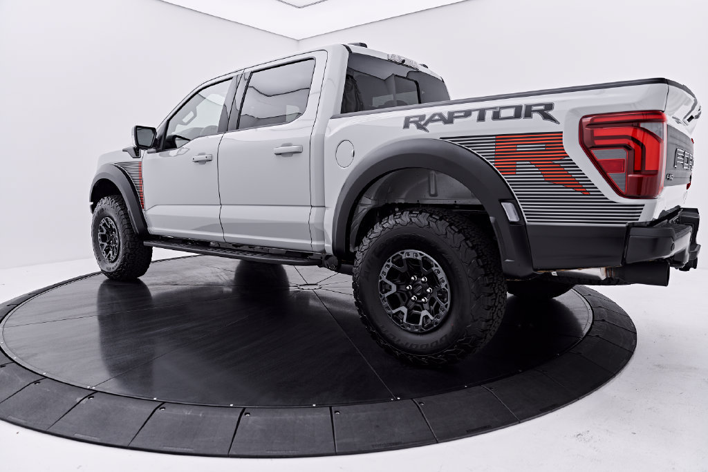 Used 2026 Ford F150 Raptor w/ Equipment Group 803A Raptor R AWD/4WD image 14