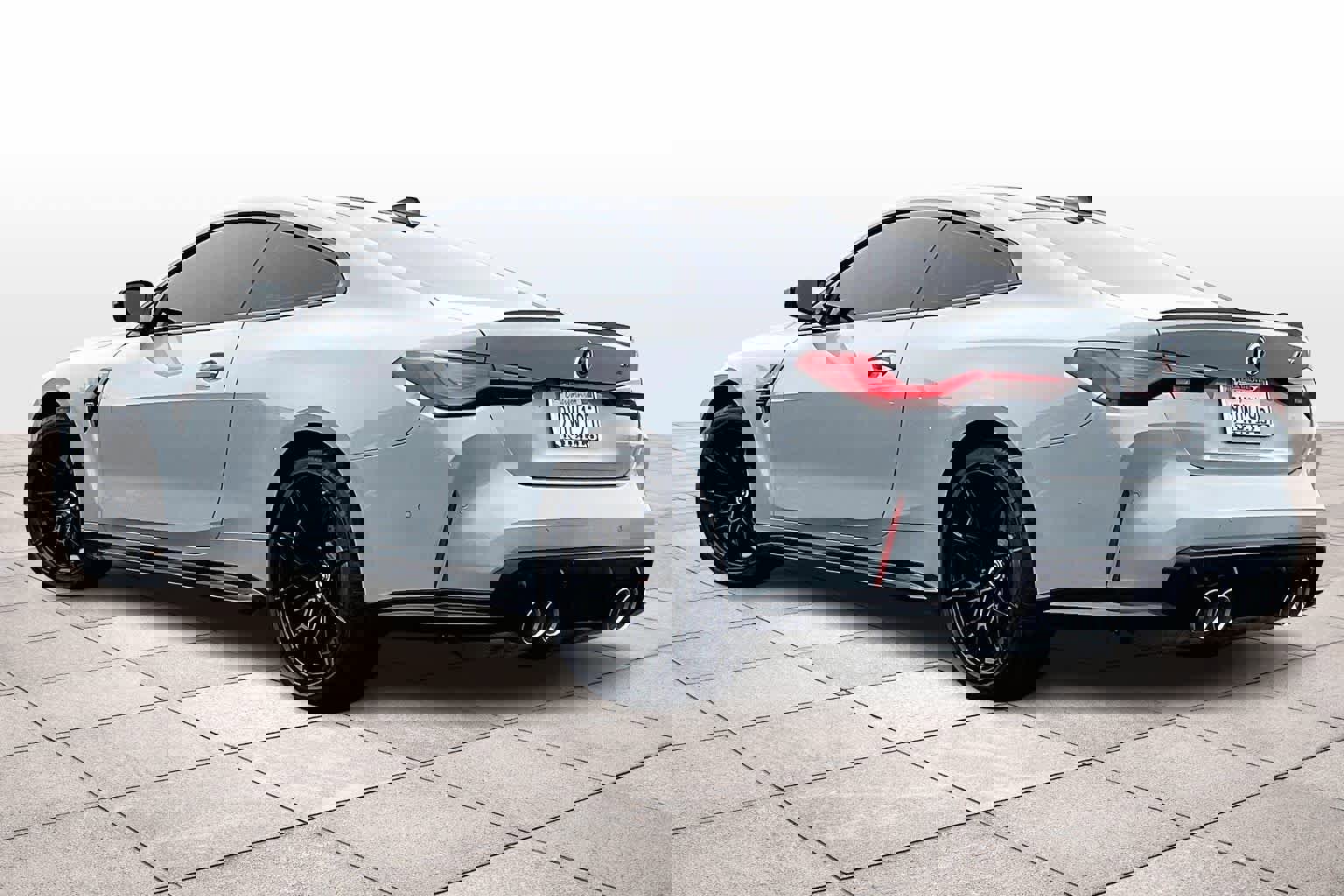 Used 2023 BMW M4 Coupe w/ M Driver's Package image 15