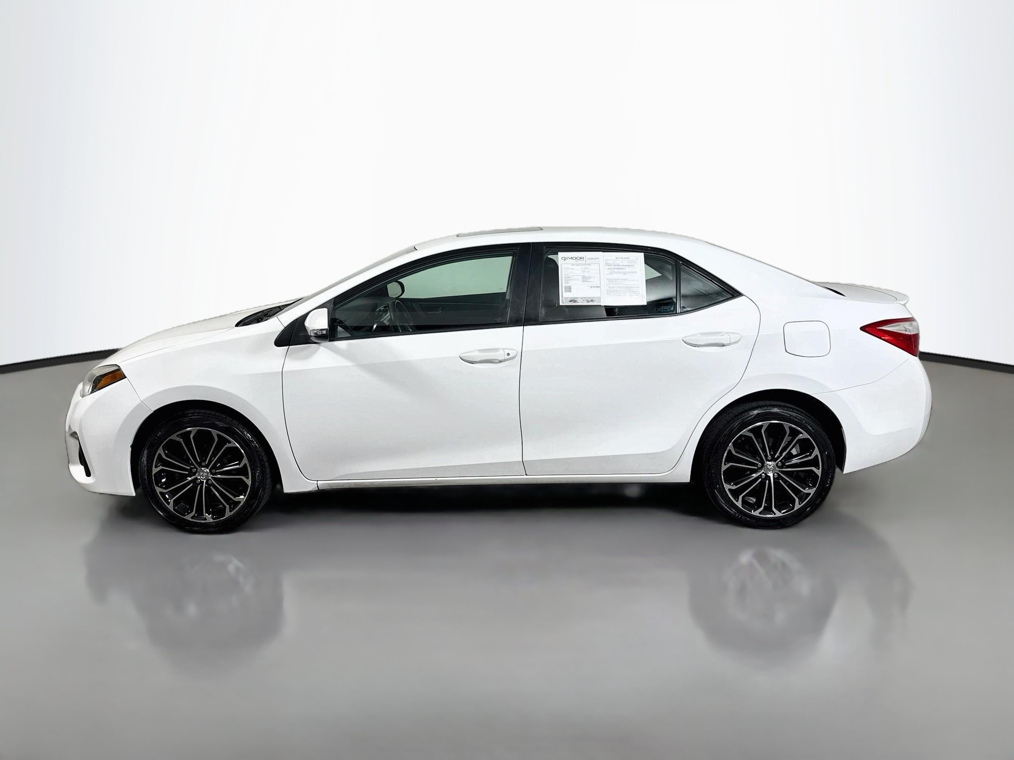 Used 2015 Toyota Corolla S FWD image 4