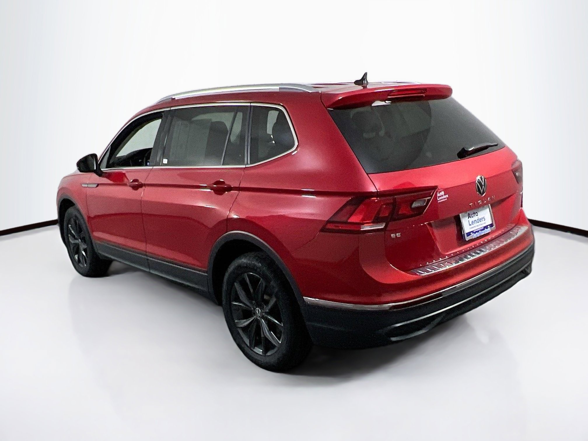 Used 2022 Volkswagen Tiguan SE image 7