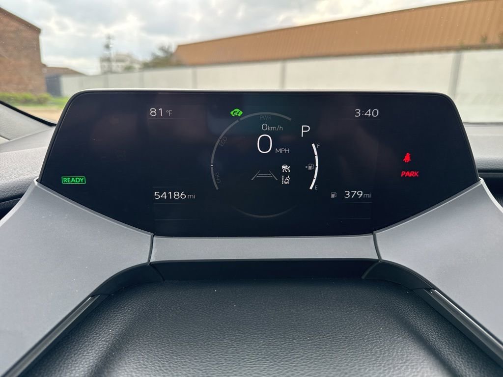 Used 2024 Toyota Prius LE FWD image 15