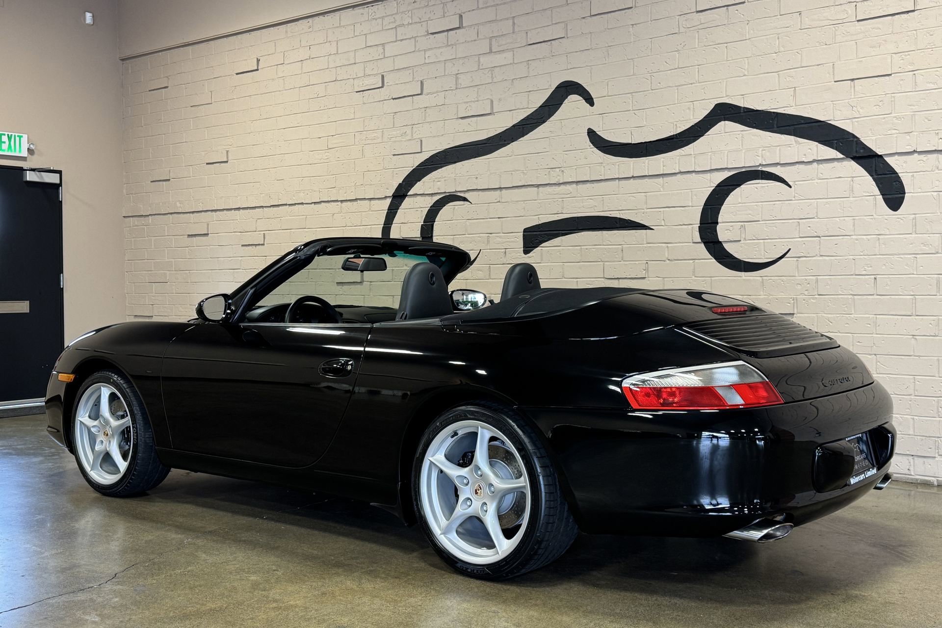 Used 2003 Porsche 911 Carrera RWD image 10