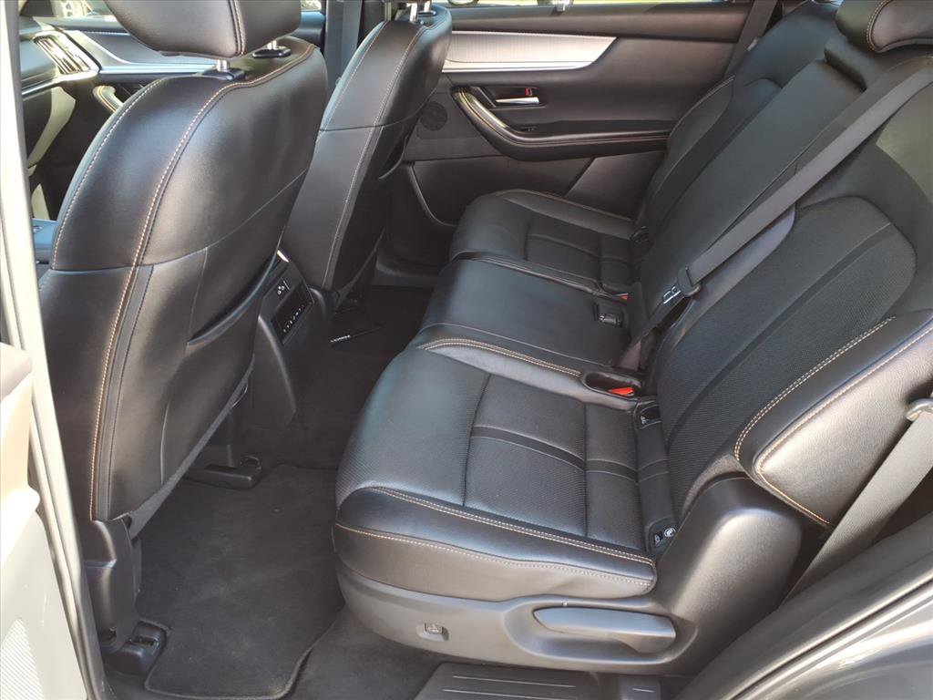Used 2024 MAZDA CX-90 3.3 Turbo w/ Preferred Plus image 8