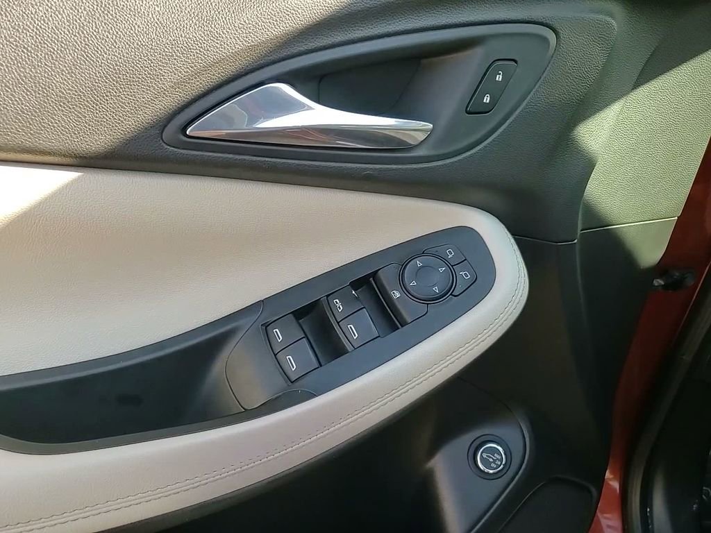 Used 2021 Buick Encore GX Select image 23