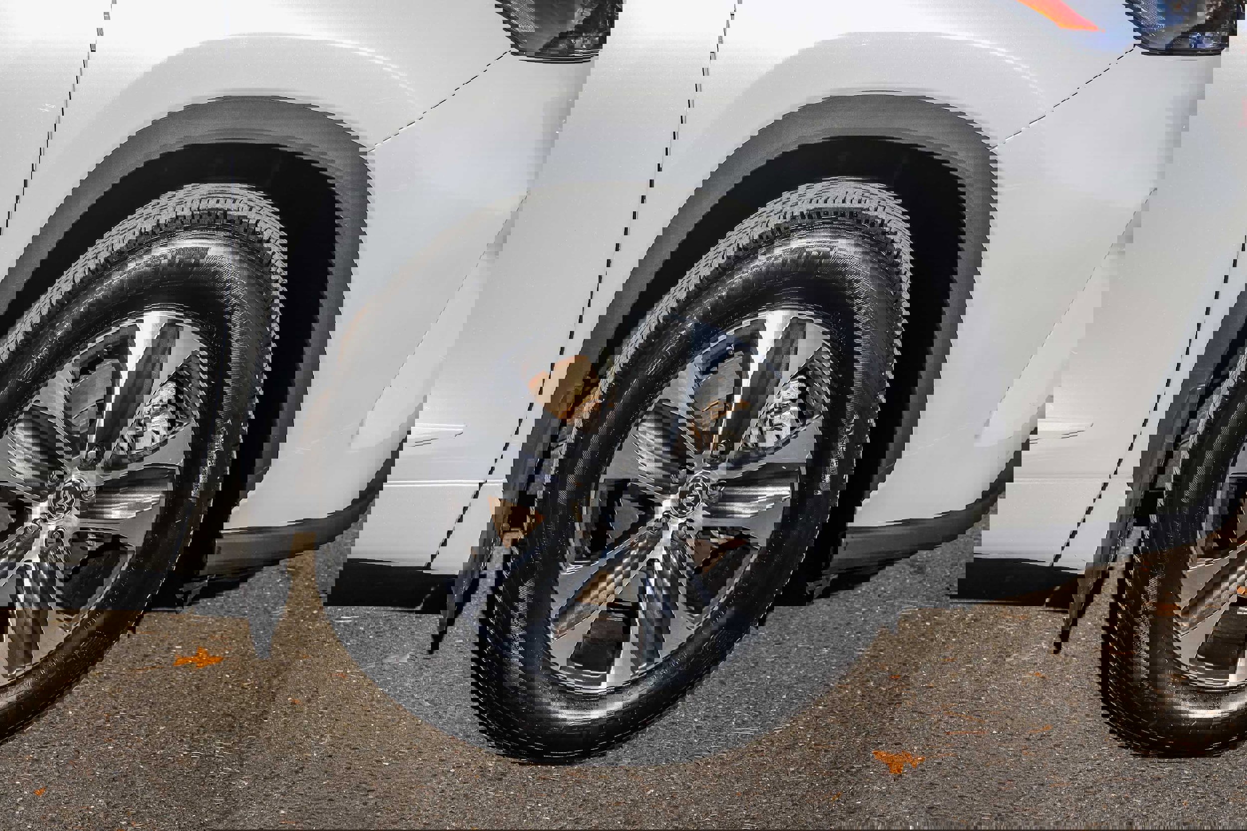 Used 2022 Toyota Highlander XLE image 7