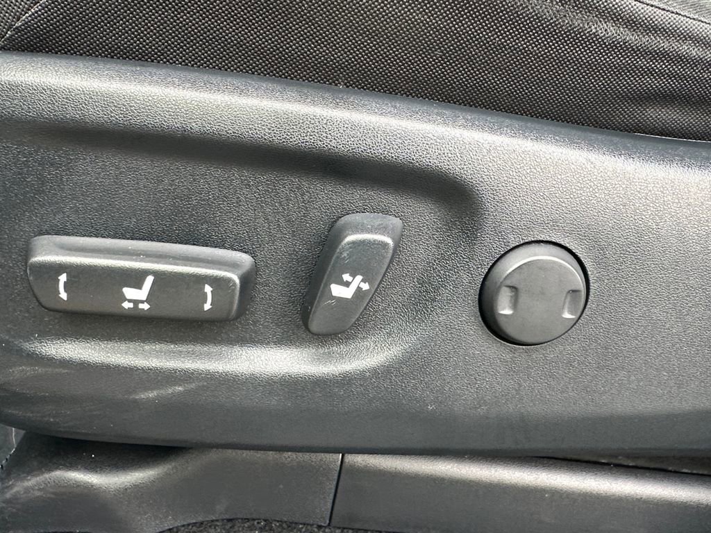 Used 2024 Toyota 4Runner TRD Off-Road image 10