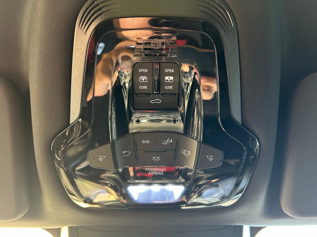 New 2025 Alfa Romeo Stelvio Sprint w/ Convenience Package image 41