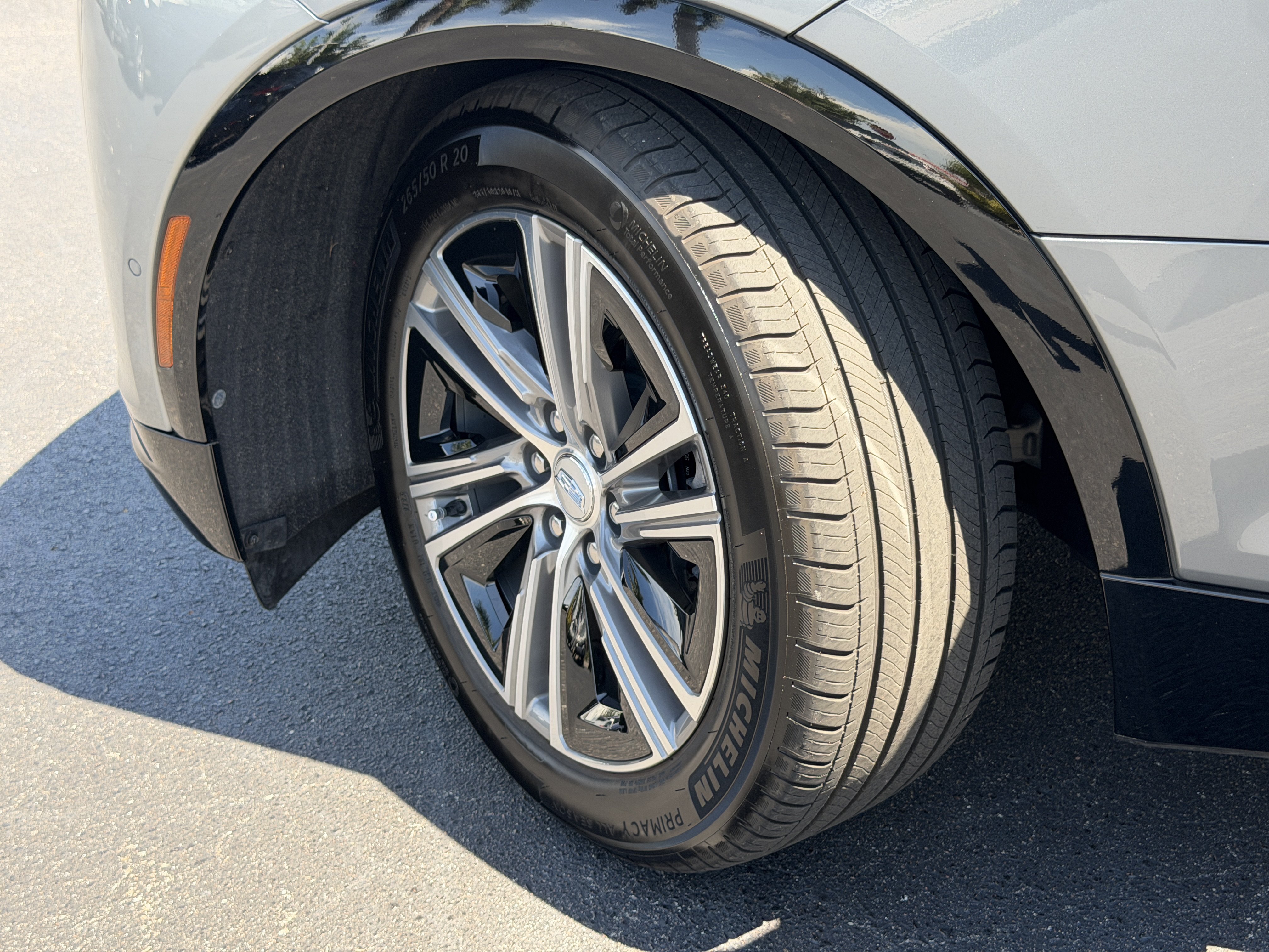 Certified 2024 Cadillac Lyriq Luxury RWD image 36