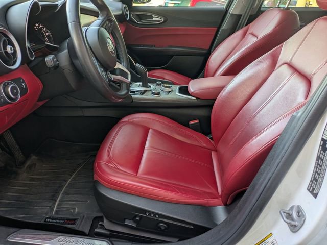 Used 2021 Alfa Romeo Giulia Ti w/ Nero Edizione image 13