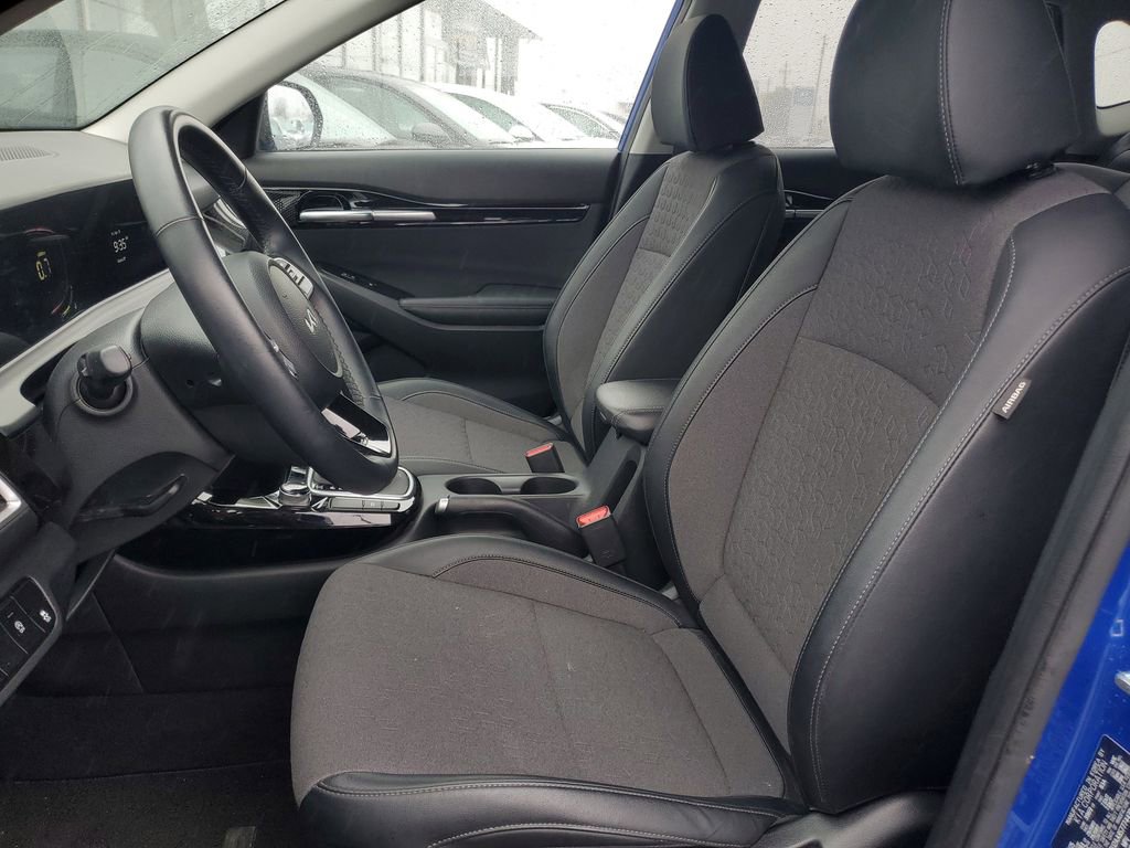 Used 2025 Kia Seltos S FWD image 13