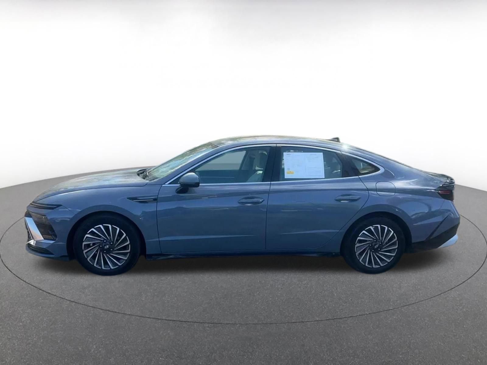 Used 2025 Hyundai Sonata SEL image 9