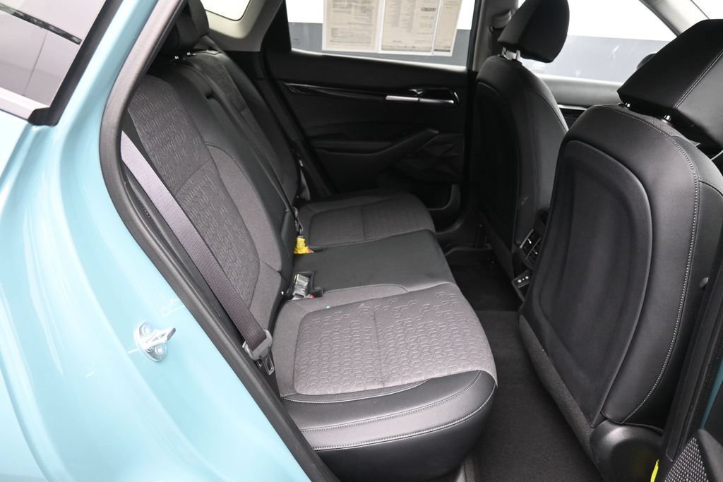 Certified 2025 Kia Seltos S AWD/4WD image 23