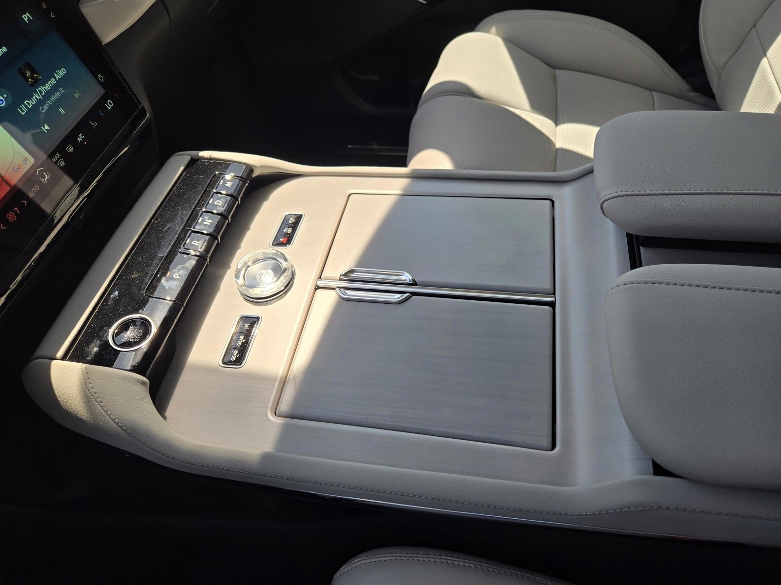 New 2025 Lincoln Navigator Reserve image 12