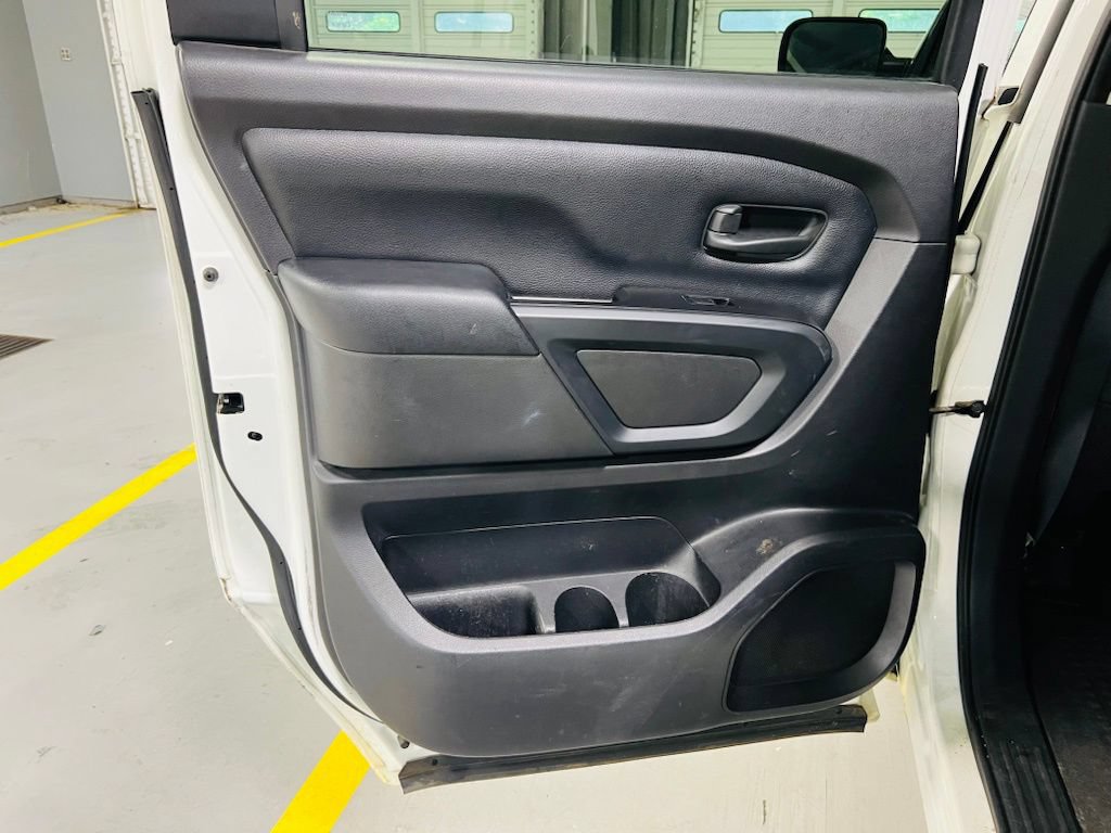 Used 2018 Nissan Titan S w/ S Utility Package RWD image 26