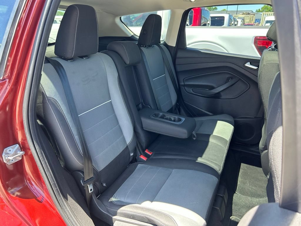 Used 2015 Ford Escape SE FWD image 43