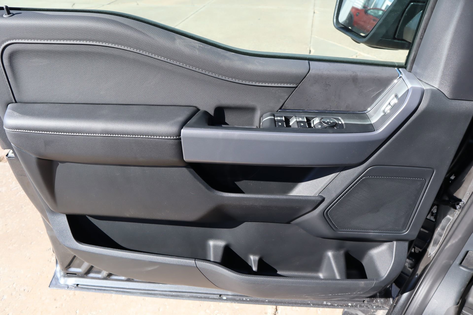 New 2026 Ford F150 XLT w/ Equipment Group 302A MID image 17