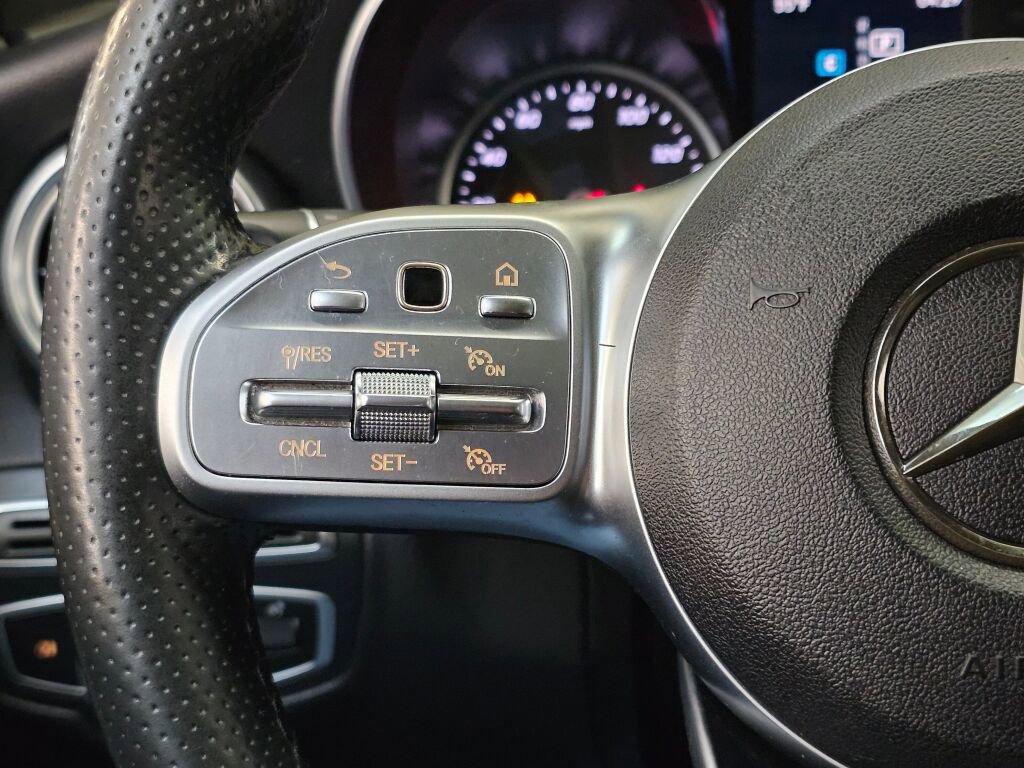 Used 2019 Mercedes-Benz C 300 Sedan image 32