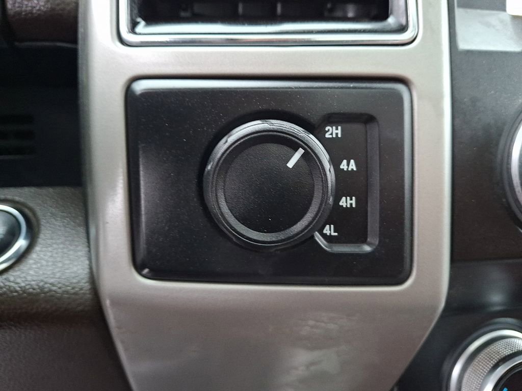 Used 2019 Ford F150 King Ranch image 26