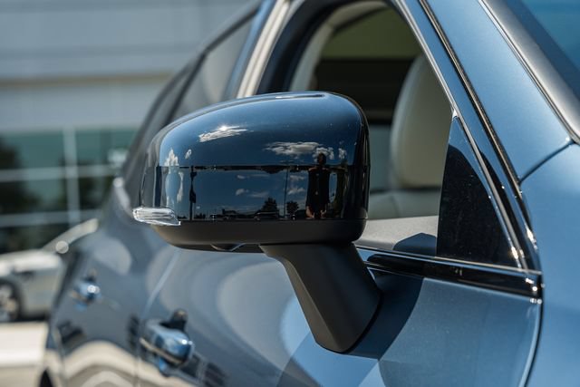 New 2027 Volvo XC60 B5 Ultra AWD/4WD image 16