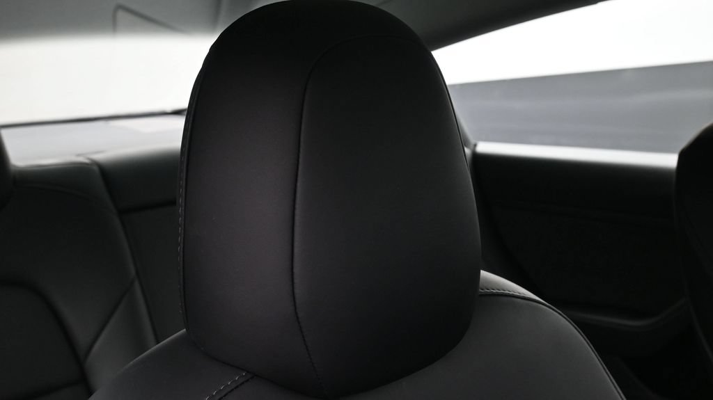 Used 2021 Tesla Model 3 Standard Range Plus RWD image 18