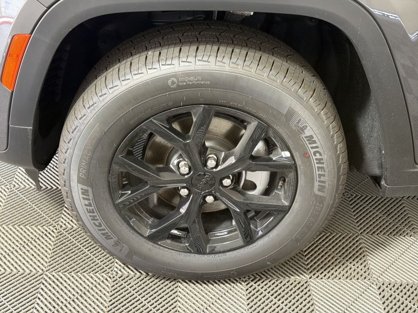 New 2026 Jeep Grand Cherokee Altitude AWD/4WD image 12