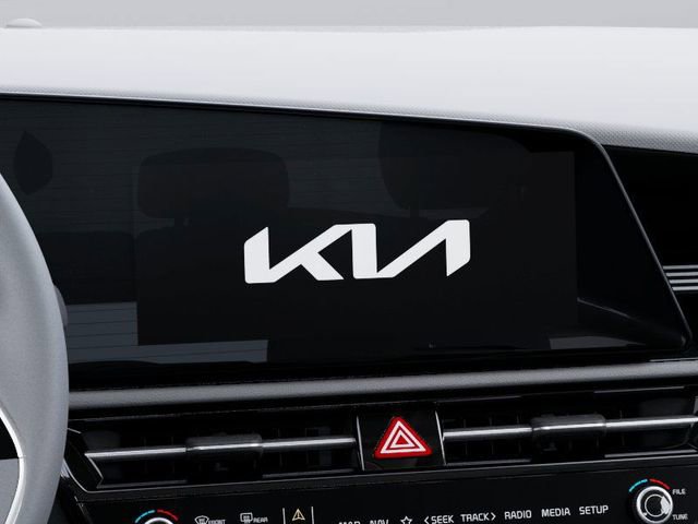 New 2025 Kia Niro SX Touring image 22