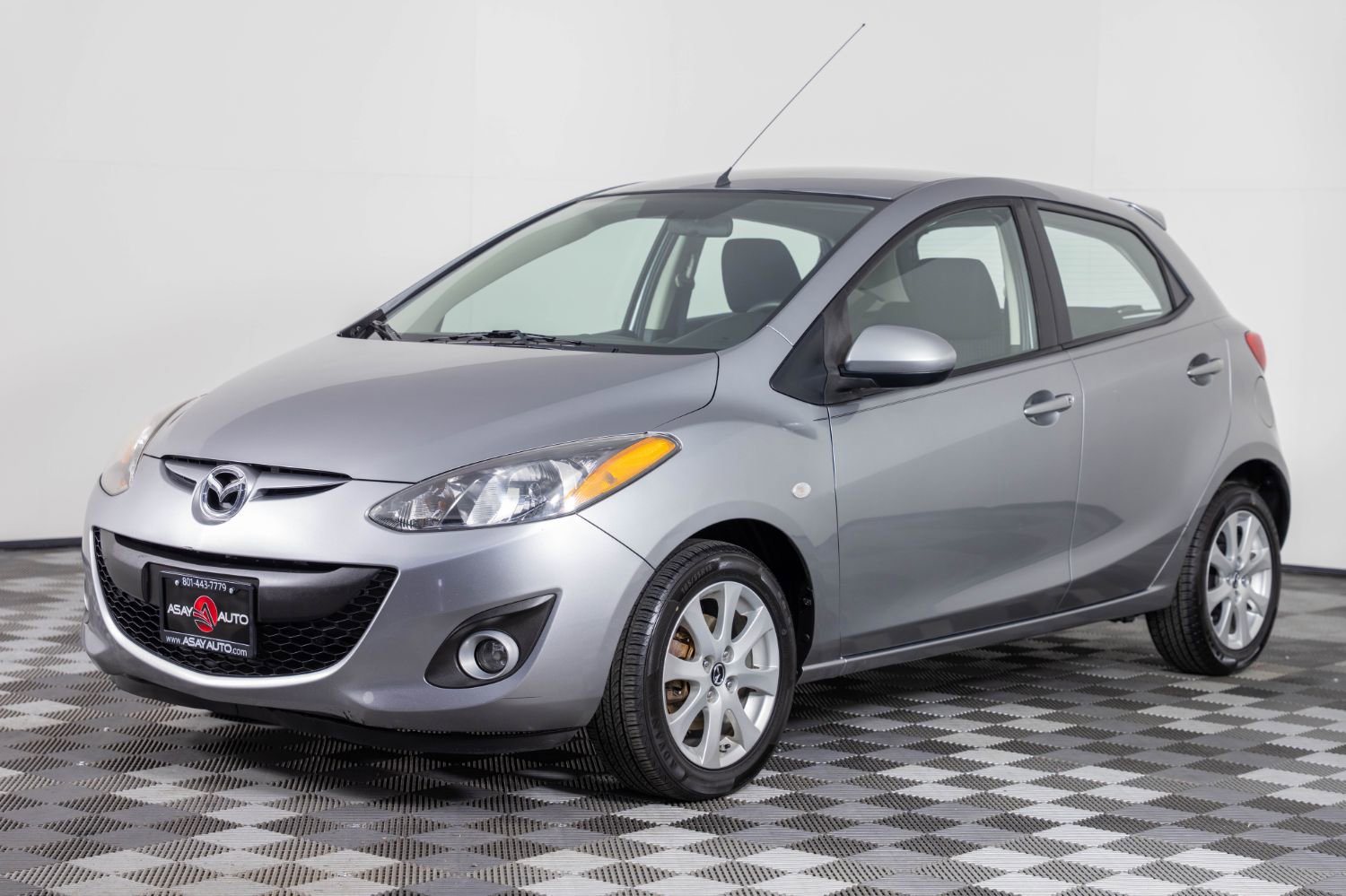 Used 2014 MAZDA MAZDA2 Touring image 1