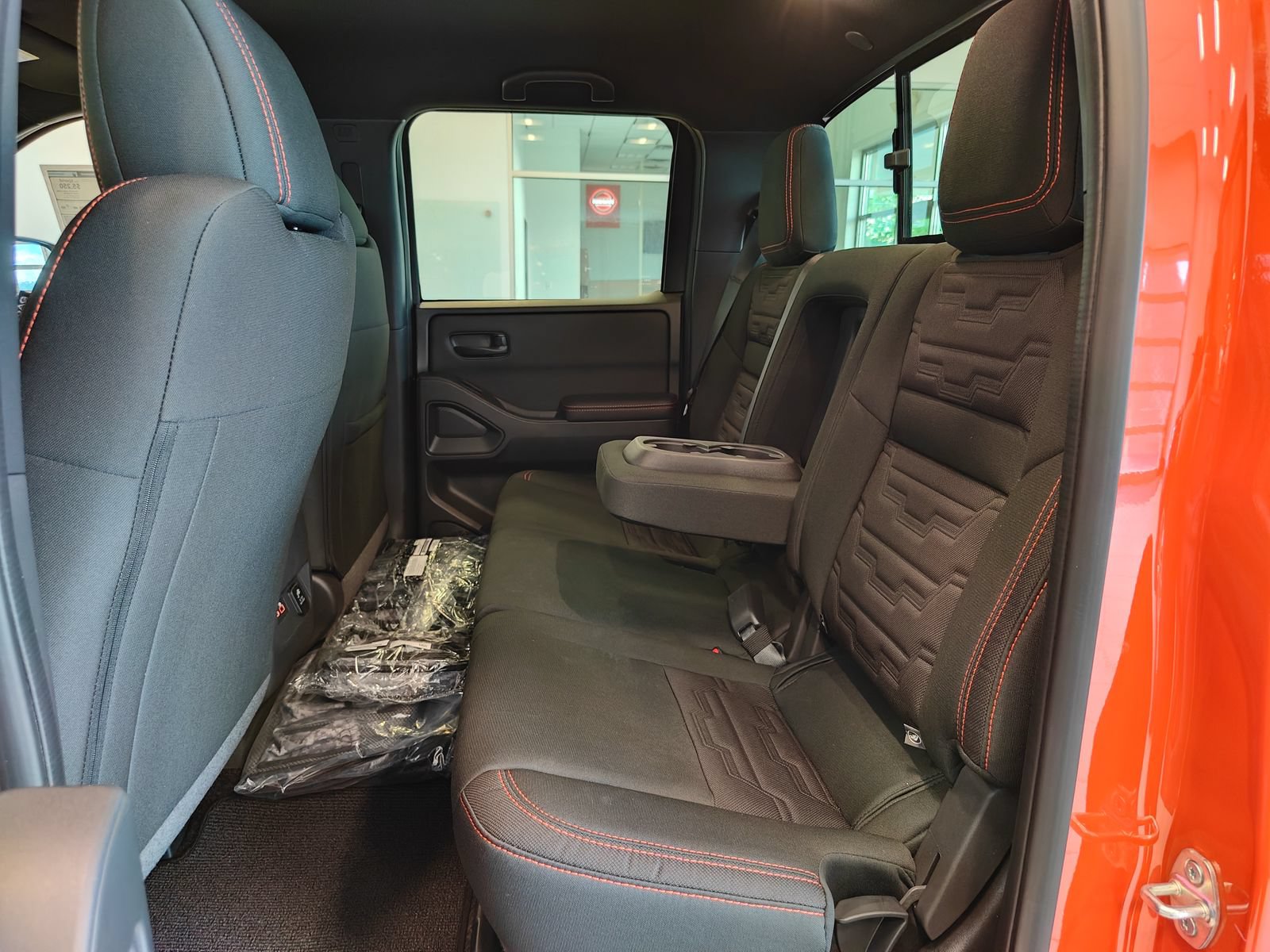 New 2026 Nissan Frontier PRO-4X w/ Pro-4x Convenience Package AWD/4WD image 12