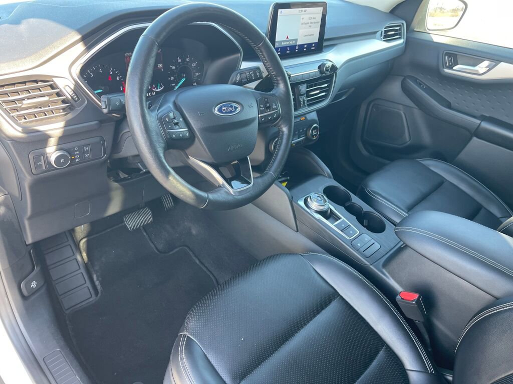 Used 2020 Ford Escape SEL image 5