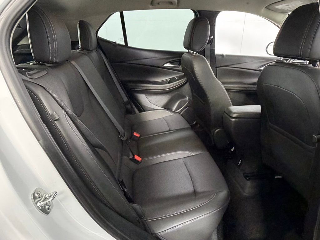 Used 2025 Buick Encore GX Preferred image 26