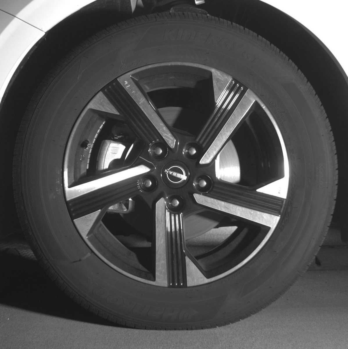 Used 2025 Nissan Sentra SV image 12