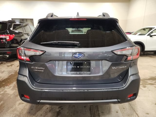 Used 2025 Subaru Outback Premium AWD/4WD image 4