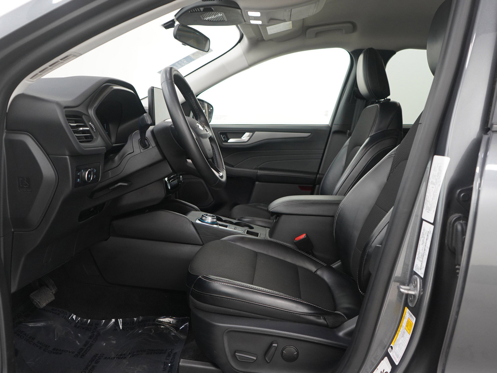 Used 2024 Ford Escape SE image 24