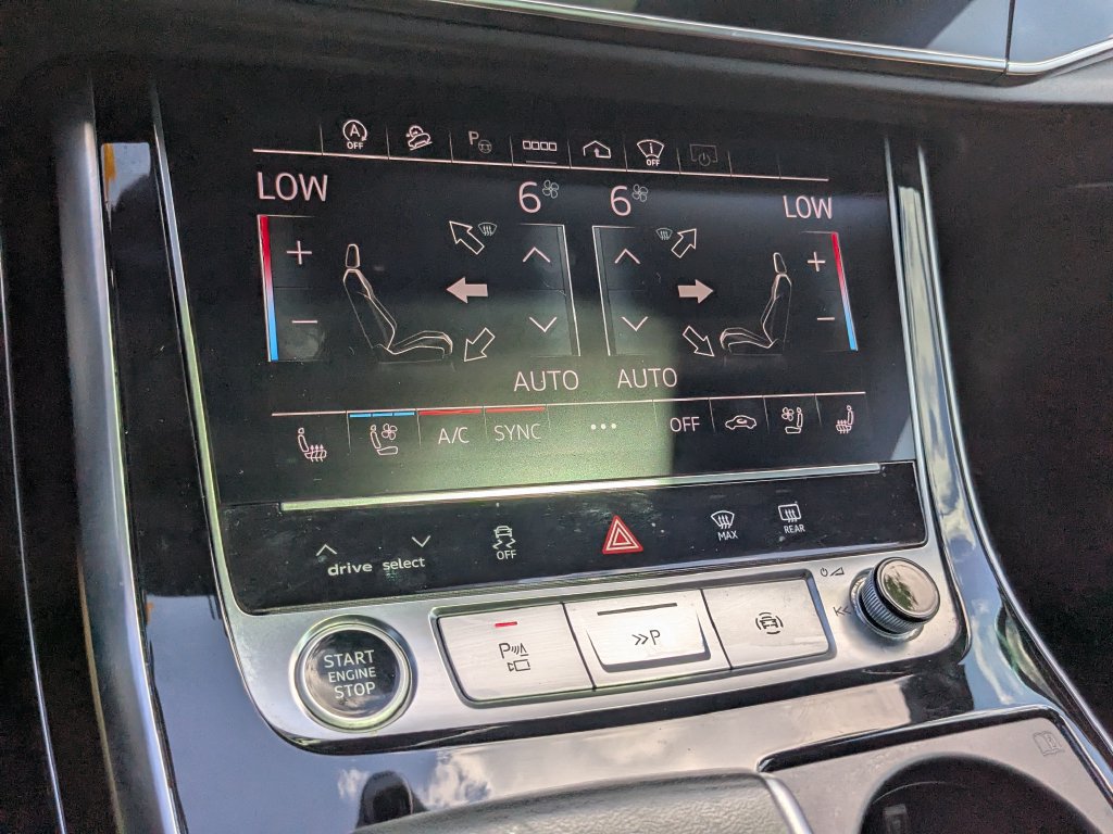 Used 2023 Audi Q8 Prestige AWD/4WD image 10