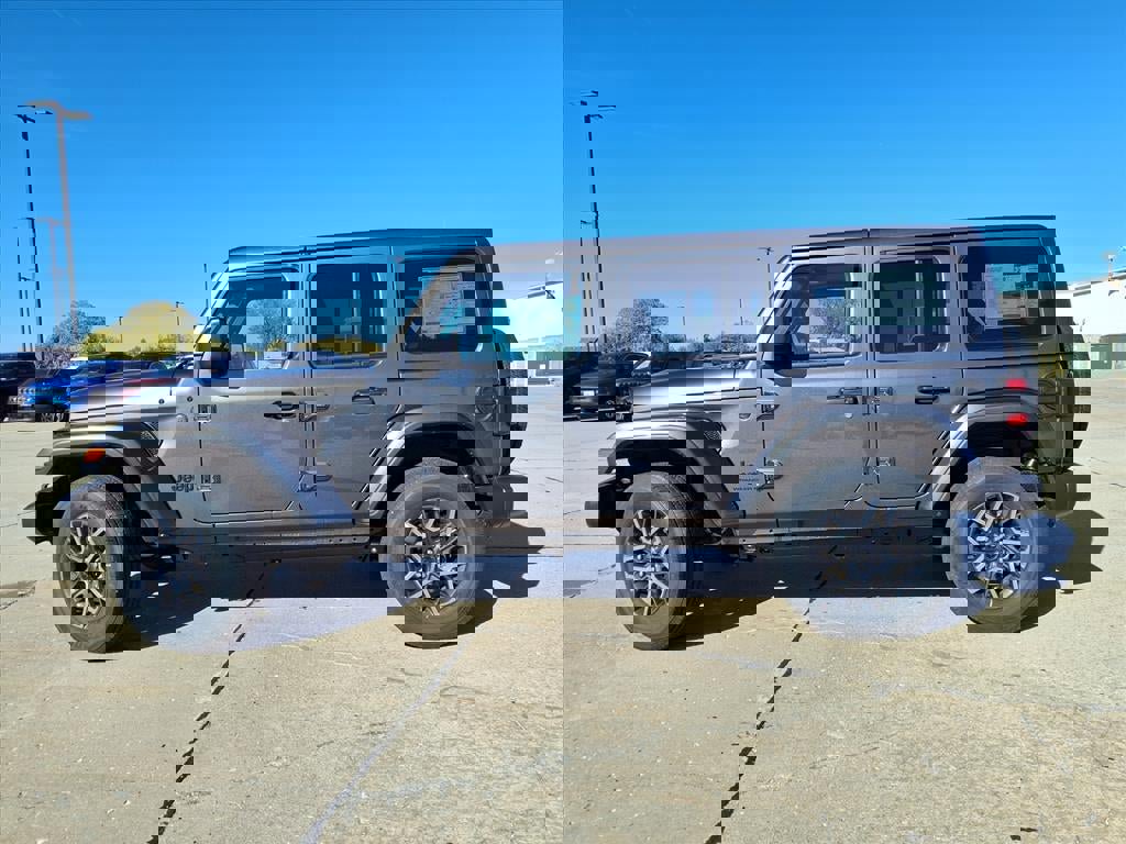 New 2026 Jeep Wrangler Sahara w/ Safety Group AWD/4WD image 22